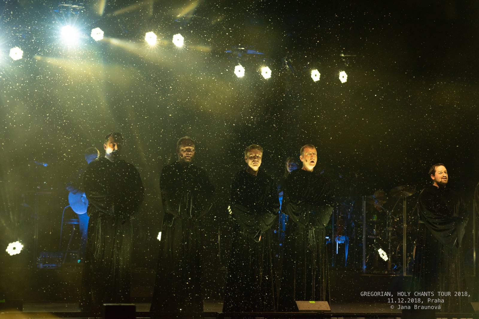 Chorálová skupina Gregorian slaví 20 let novým albem a velkolepou tour