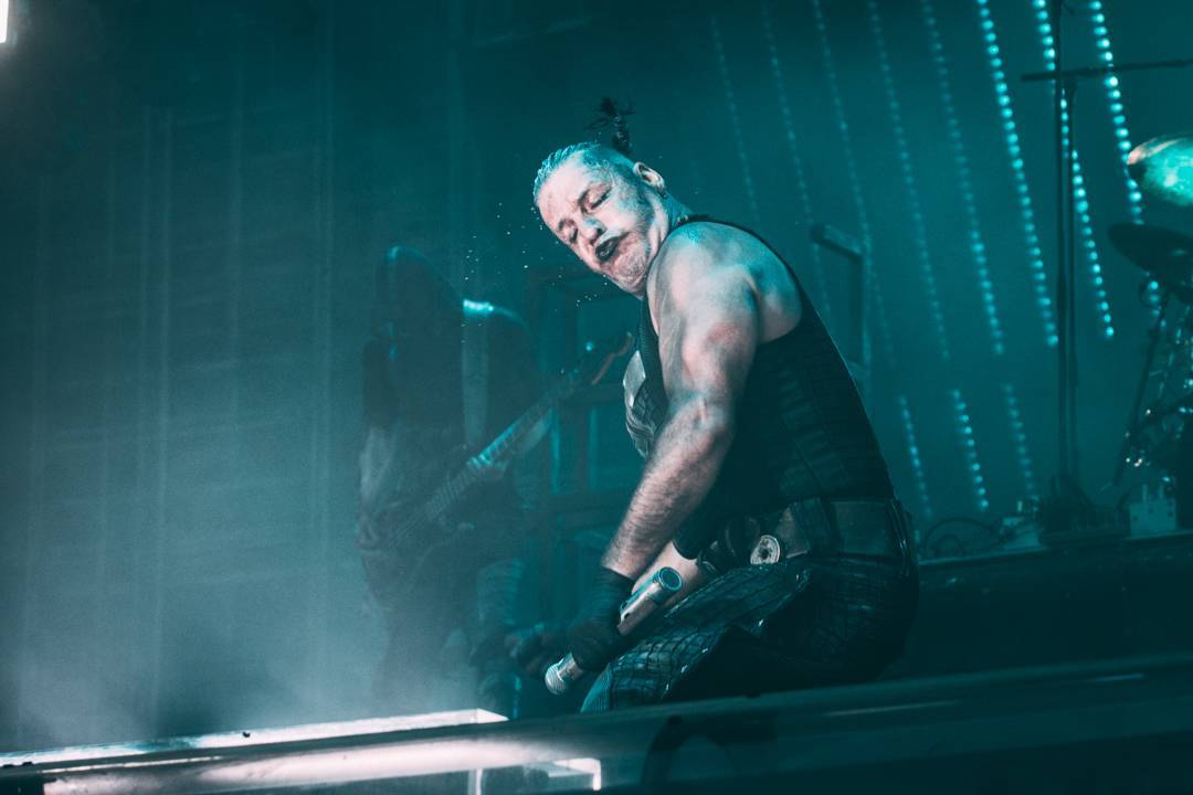Till Lindemann z Rammstein byl hospitalizován, test na koronavirus byl negativní