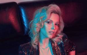 VIDEO: Nechte Maky pracovat, jinak vás zabije 