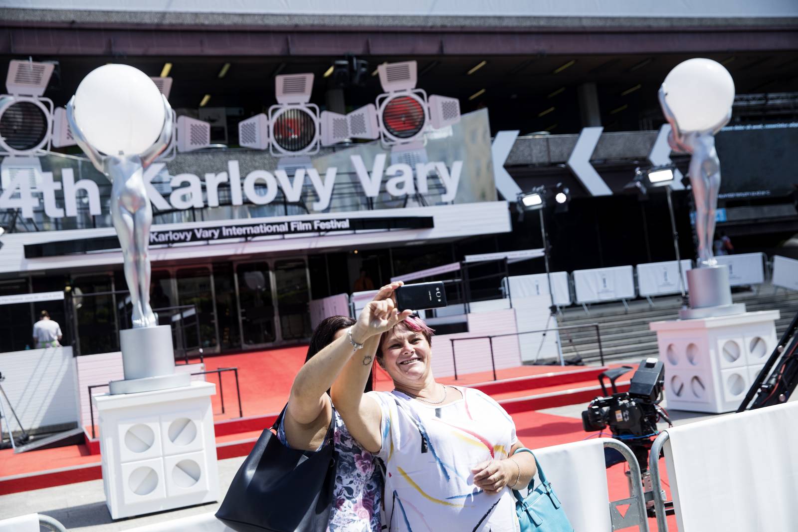 MFF Karlovy Vary se letos kvůli pandemii koronaviru neuskuteční