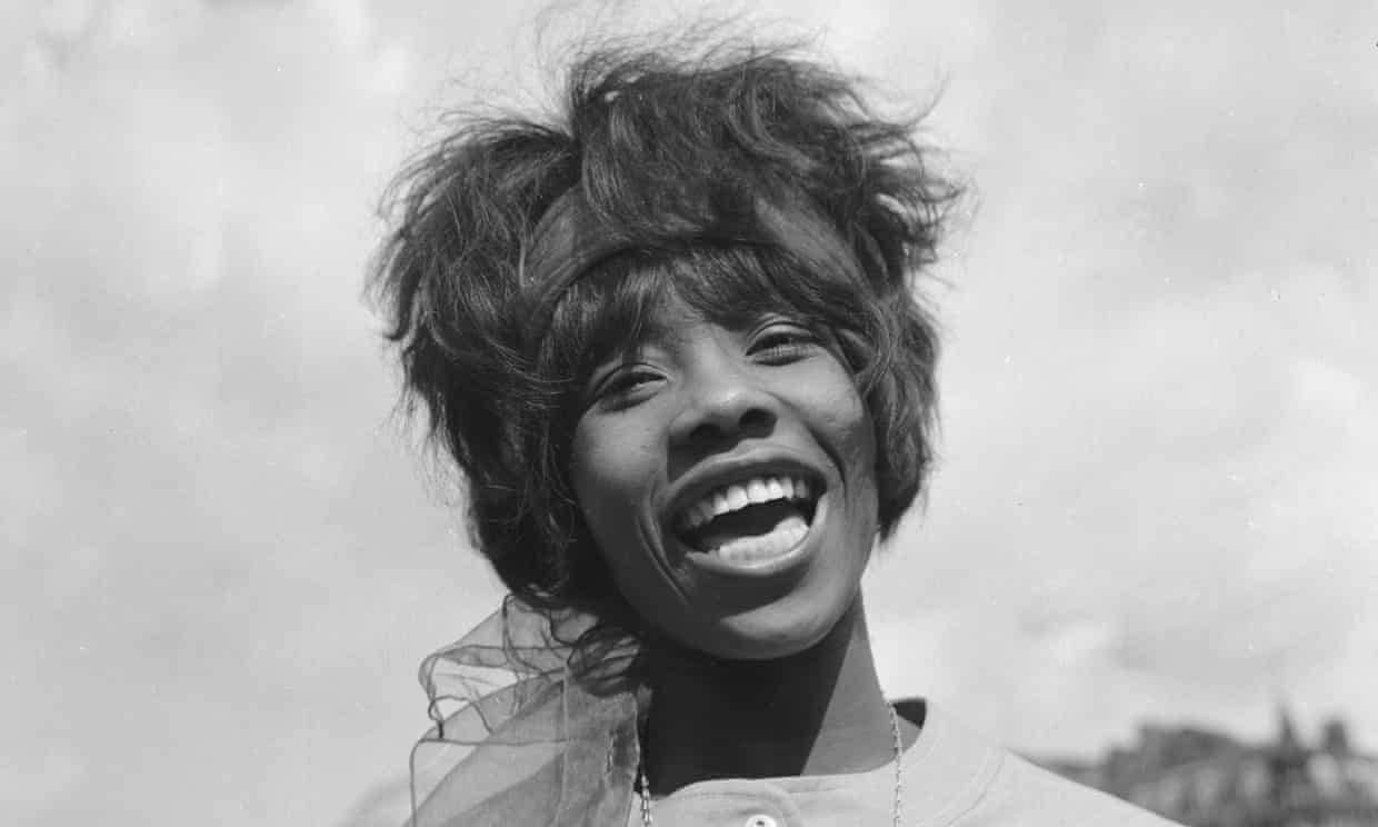 Zemřela zpěvačka, která proslavila píseň Mně se líbí Bob. Millie Small byla první jamajská superstar