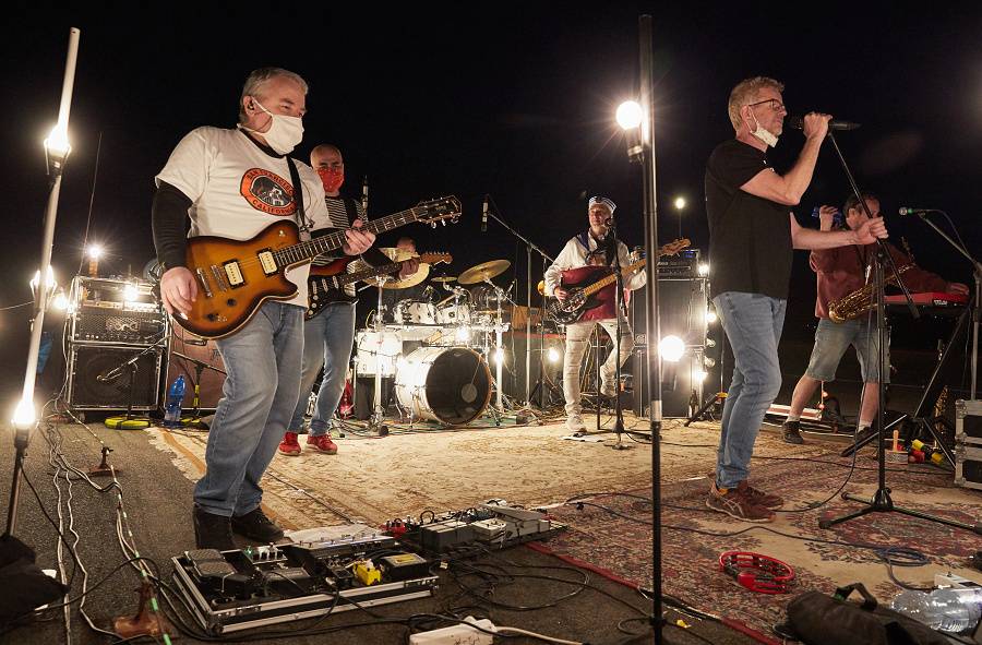 Mňága a Žďorp odehraje už osmý live stream, tentokrát z hospody