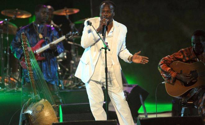 Zemřel Mory Kanté. Legendě africké hudby a autorovi hitu Yeke Yeke bylo 70 let