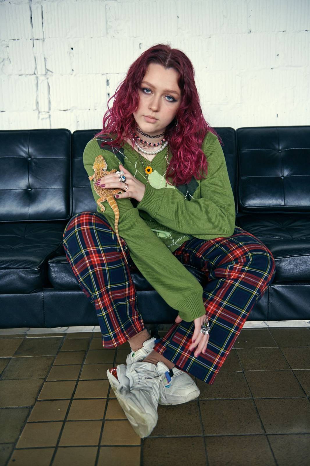 Karin Ann vydává debutové EP lonely together, spolupracovala na něm s Tomi Popovičem a producentem Yungbluda a Halsey