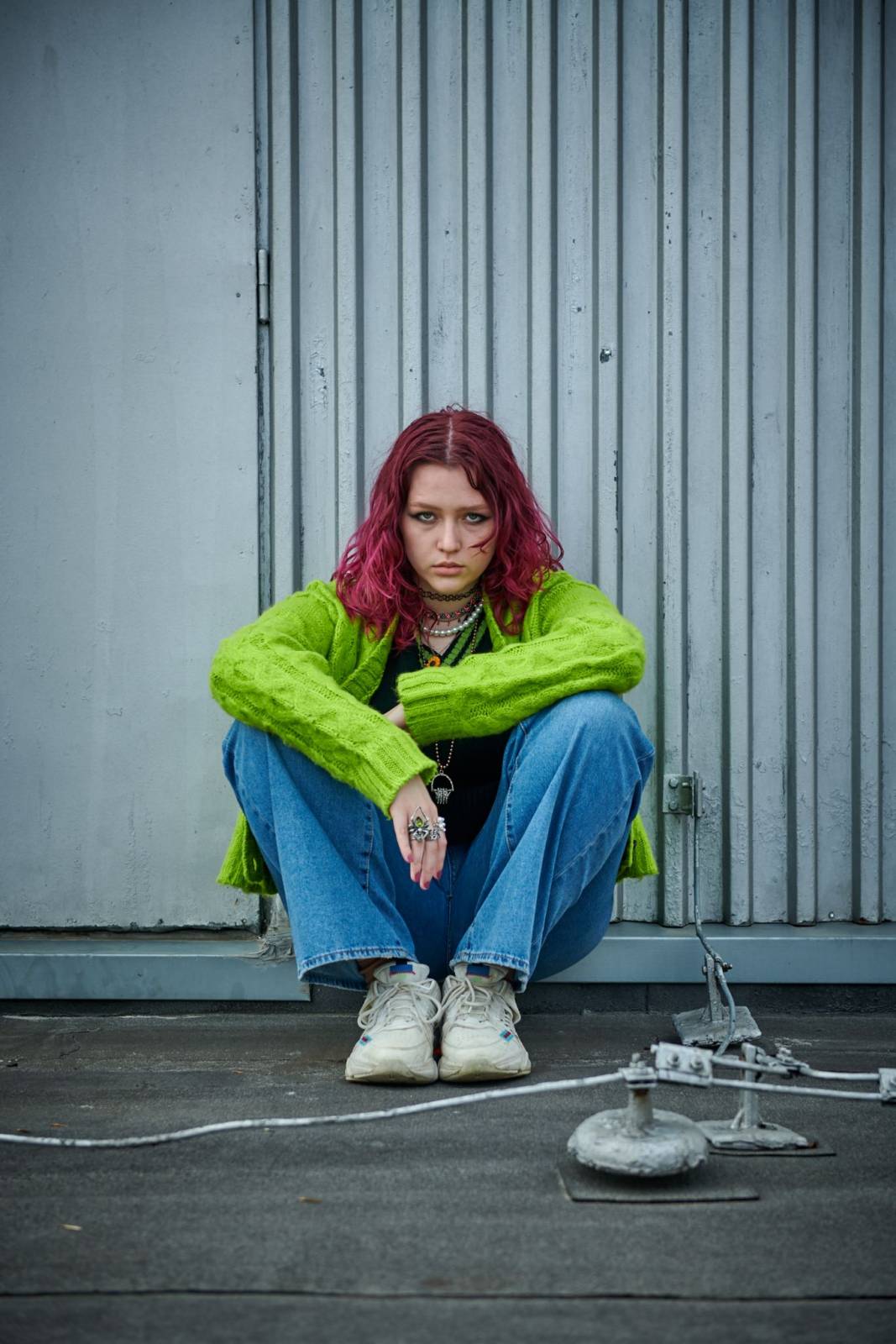 Karin Ann vydává debutové EP lonely together, spolupracovala na něm s Tomi Popovičem a producentem Yungbluda a Halsey