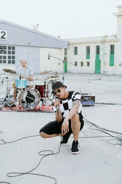 John Wolfhooker vzdali poctu Limp Bizkit, sekundoval jim Ben Cristovao