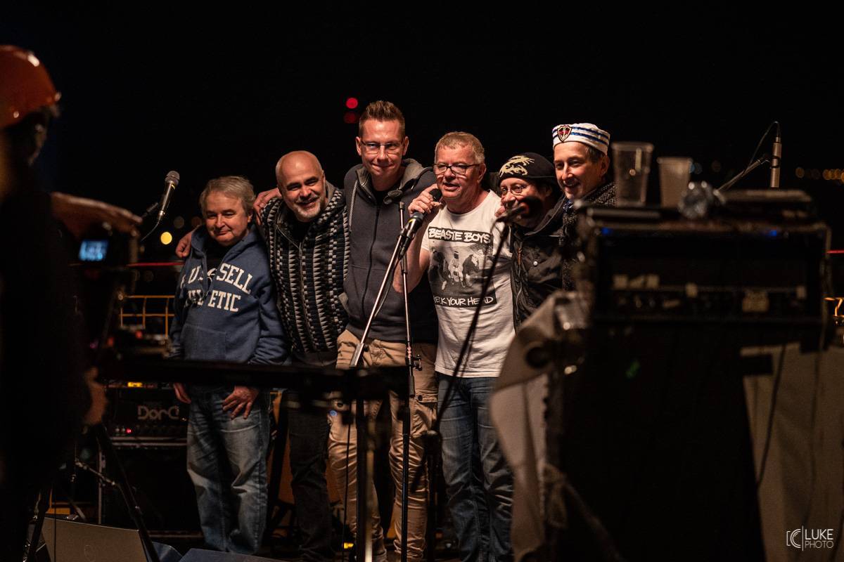 Mňága a Žďorp zreprízuje loňské online streamy, v sobotu nabídne záznam s Mirem Žbirkou