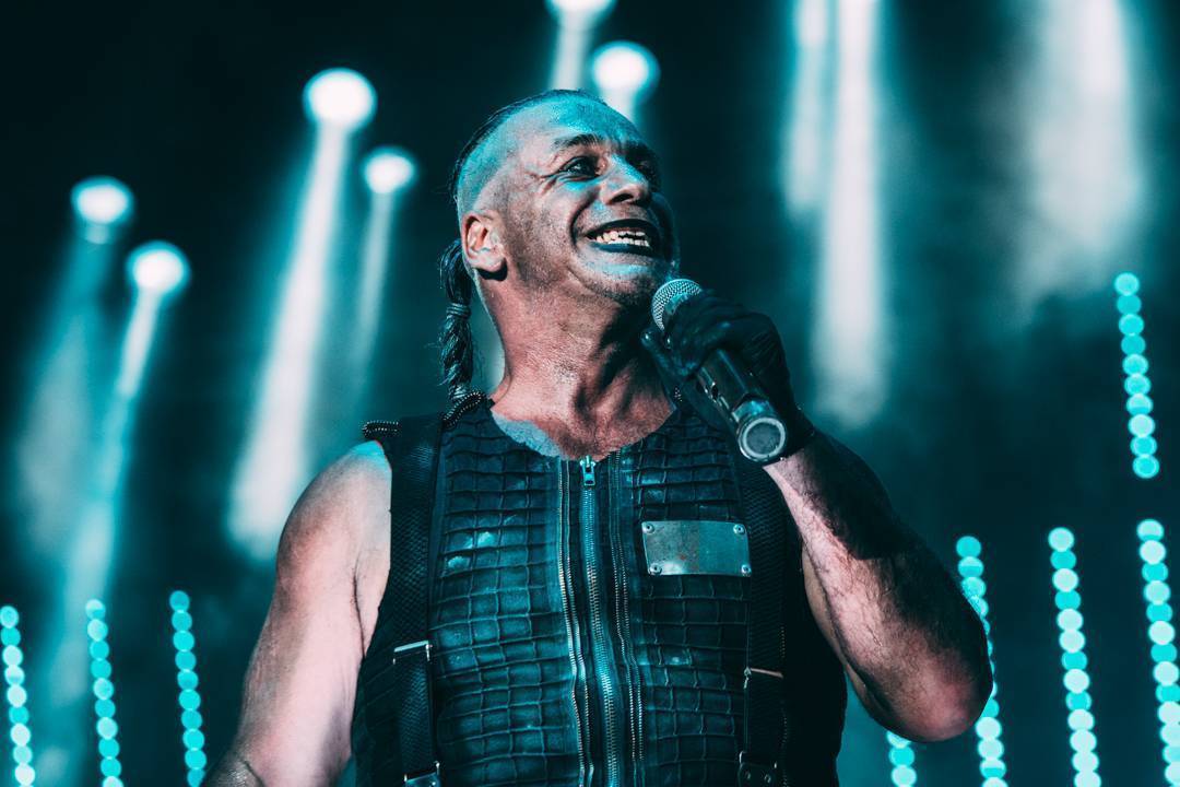 Rammstein oficiálně ohlásili novou desku, jmenovat se bude Zeit