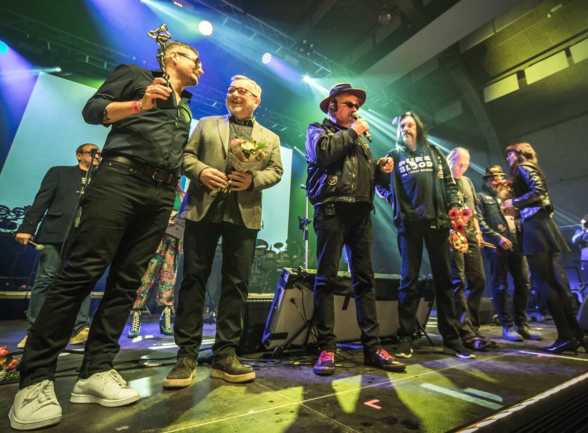 Jubilejní Žebřík s Pražským výběrem a Mig 21 v České televizi  