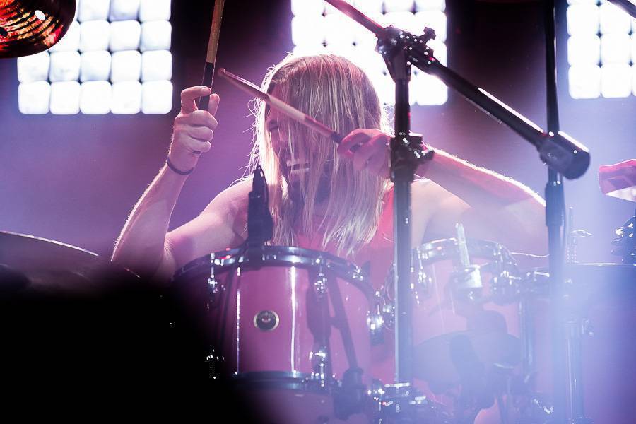 Foo Fighters budou londýnský vzpomínkový koncert na Taylora Hawkinse vysílat živě