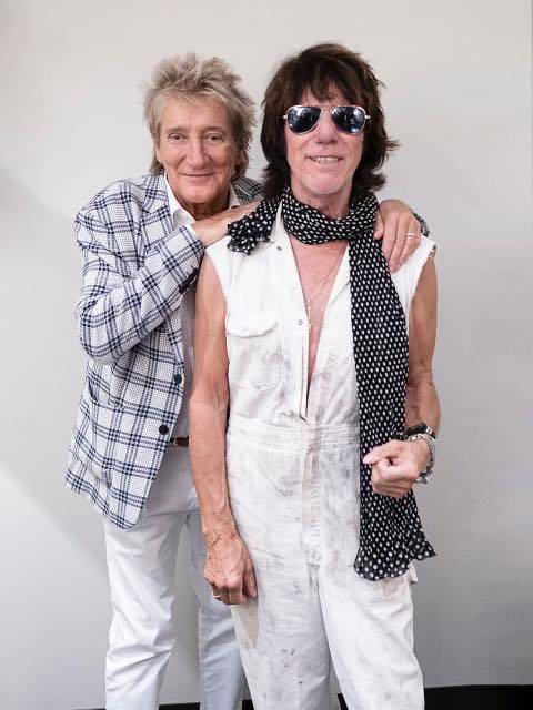 Zemřel legendární kytarista Jeff Beck, nakazil se meningitidou