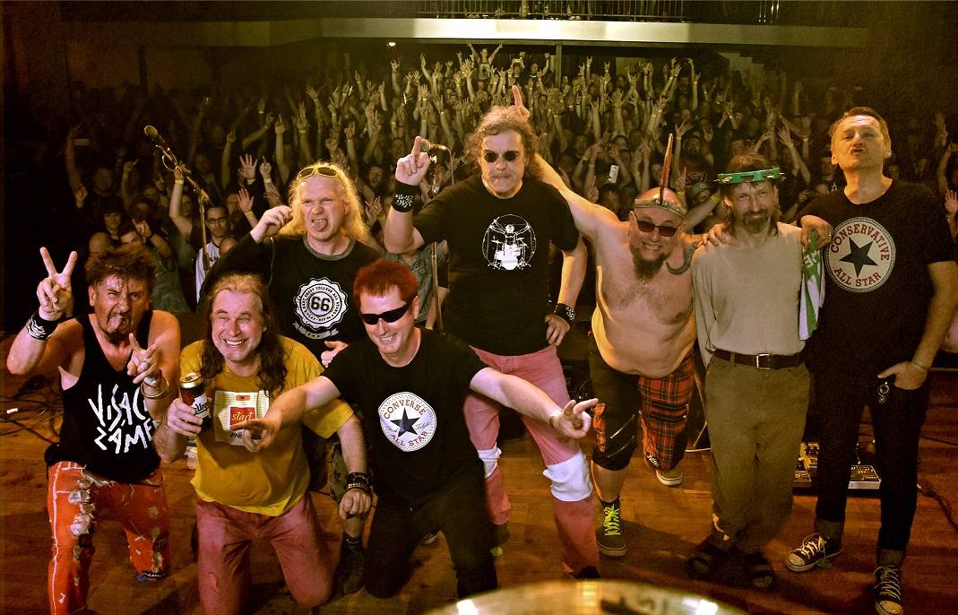 VIDEOROZHOVOR | Znouzectnost: My si fakt myslíme, že jsme extrémně líný lidi