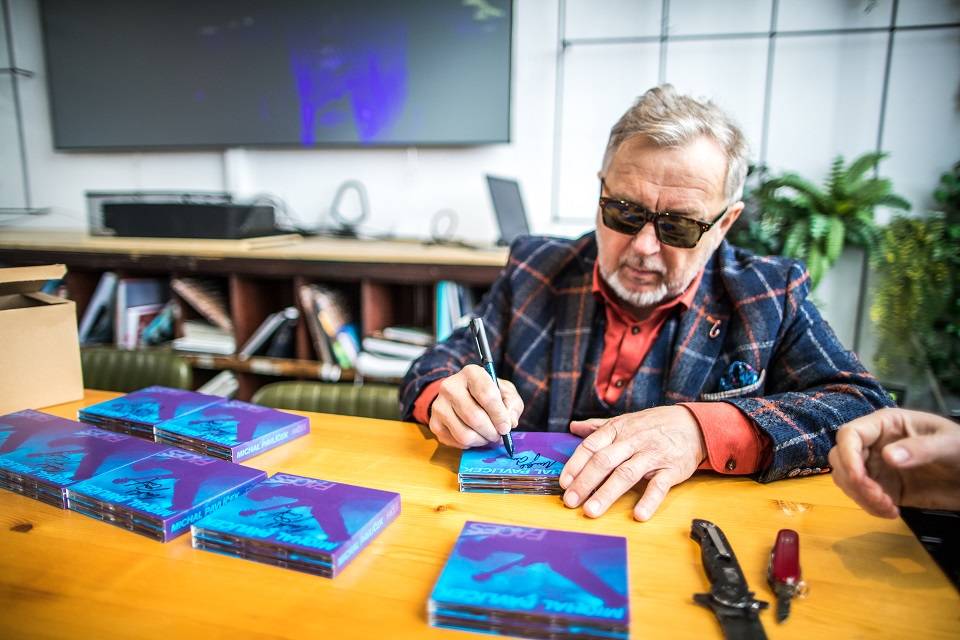 Žebřík č. 31 míří už v pátek do DEPA2015. Ozdobí ho koncerty Vypsané fiXy, Kateřiny Marie Tiché i Michala Pavlíčka