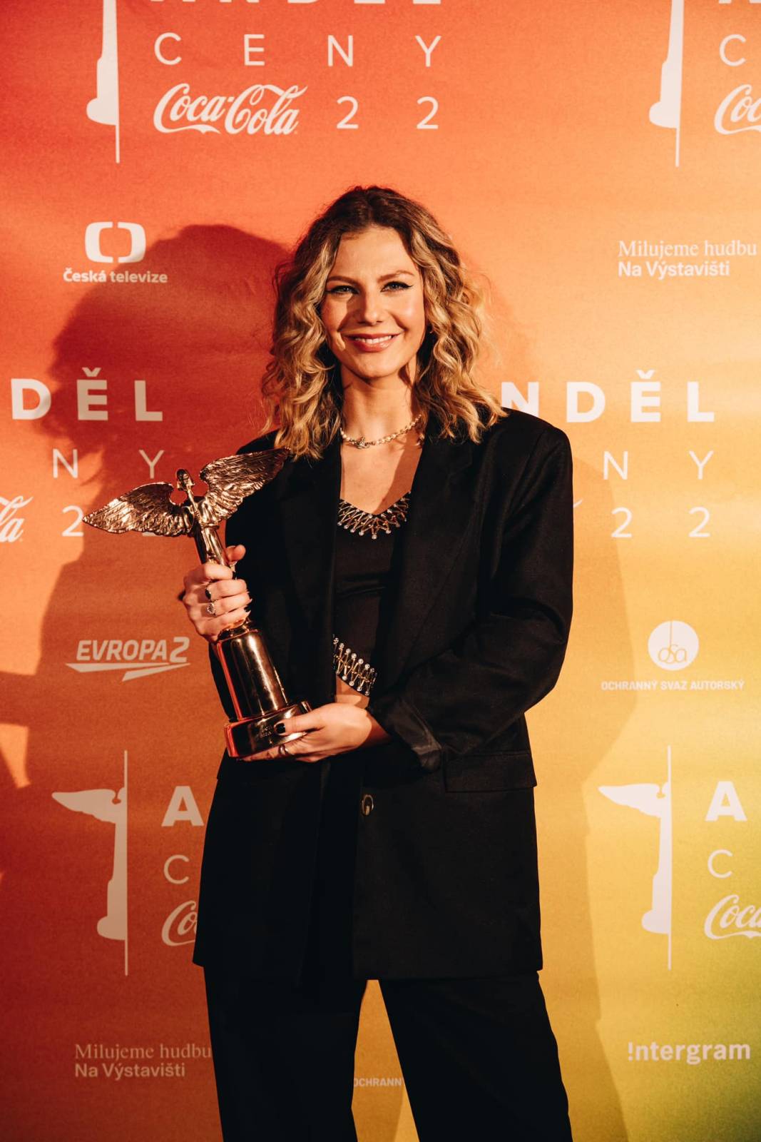 Ceny Anděl ovládl Miro Žbirka, do Síně slávy uvedl Zdeňka Svěráka Petr Pavel