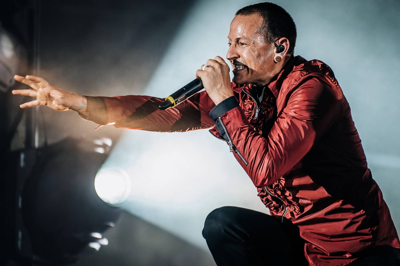 Linkin Park mají v roce 2025 vyrazit na turné, Chestera Benningtona údajně nahradí zpěvačka
