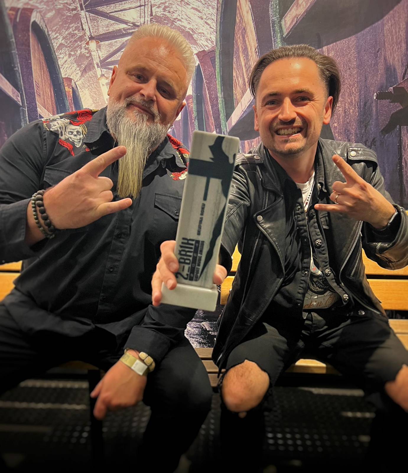 Žebřík číslo 33 opanovali Monkey Business, Marpo a Chinaski, speciální cenu převzal Kamil Střihavka