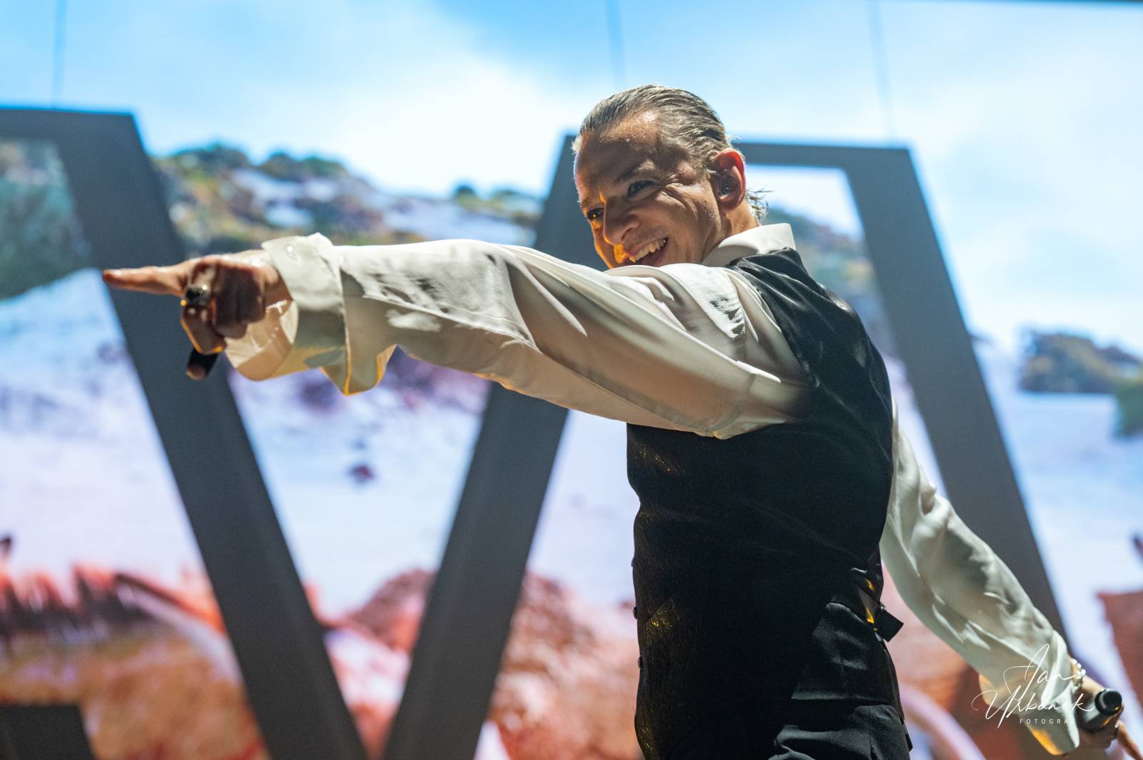 Depeche Mode míří do kin, koncertním filmem připomenou turné Memento Mori