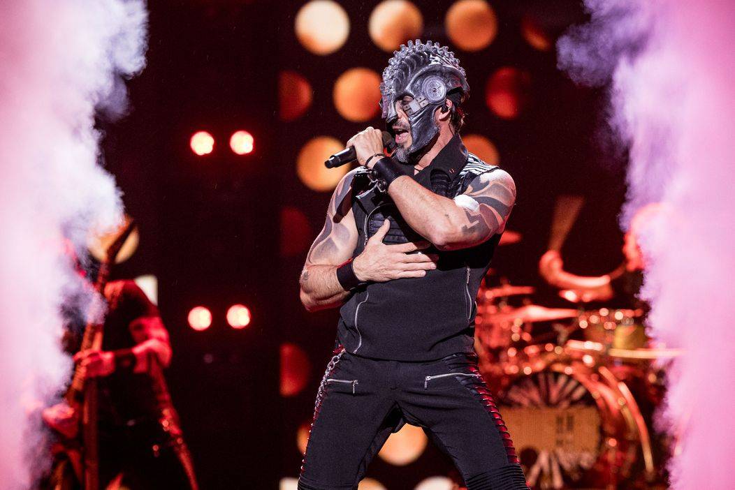 Českého slavíka ovládla Ewa Farna. Síň slávy vítá Vladimíra Mišíka, vzpomínalo se na Annu Julii Slováčkovou 