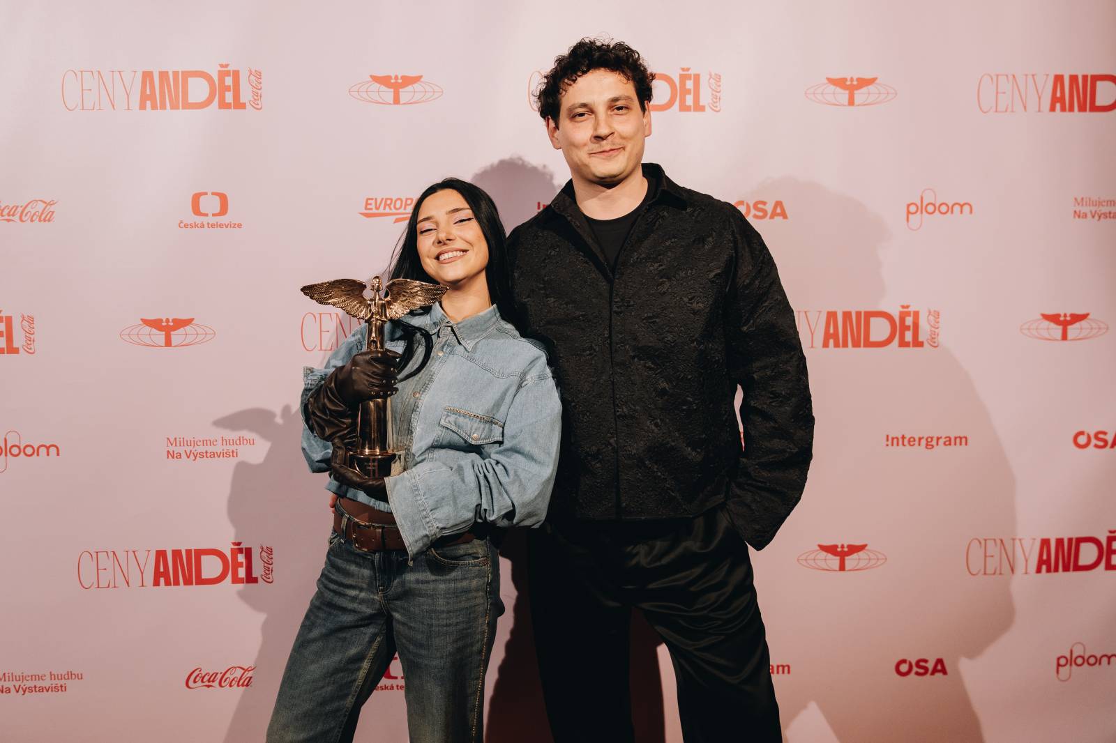 Ceny Anděl odhalily shortlisty. Největší šance na nominace mají GUFRAU a Victor Kal, bodovat mohou i David Stypka, Mňága a Žďorp či Lucie