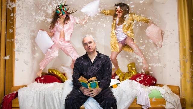 ADOVANY vydávají album Bed Wars, jeho křest vyvrcholí stylově polštářovou bitvou