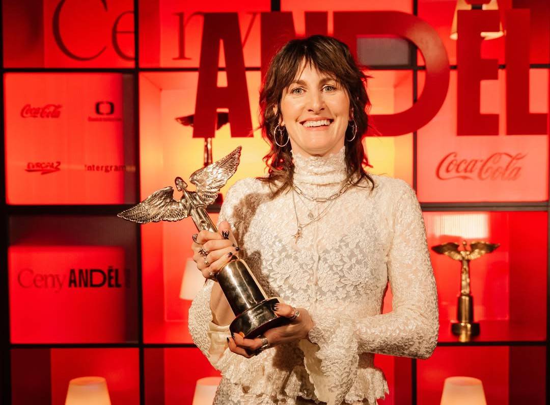 Ceny Anděl 2025: Albem roku je Ostraka Michala Prokopa a Framus Five, skupinou roku Mňága a Žďorp. Do Síně slávy vstoupila Lenka Filipová