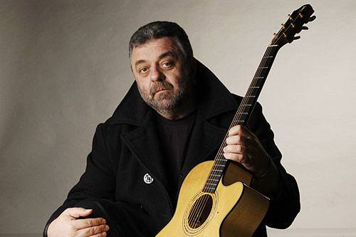 Ve věku 73 let zemřel Oskar Petr, autor hitu Medvídek skupiny Lucie. Tvořil i pro Anetu Langerovou