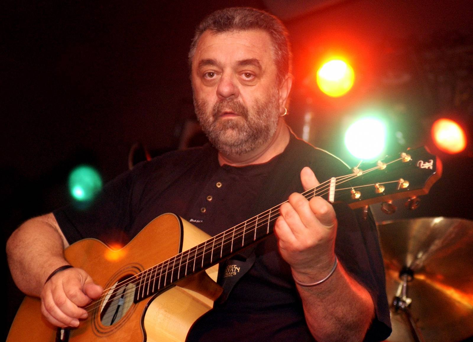 Ve věku 73 let zemřel Oskar Petr, autor hitu Medvídek skupiny Lucie. Tvořil i pro Anetu Langerovou