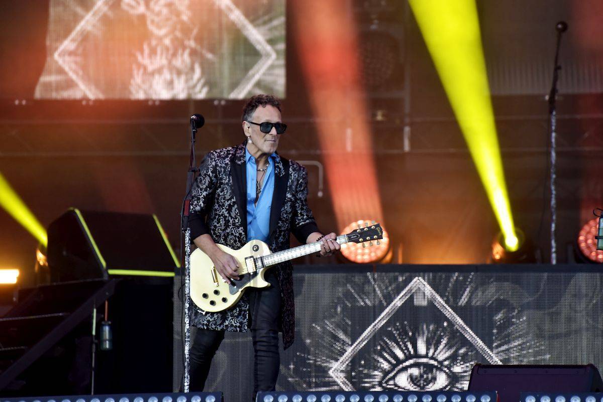 Vivianu Campbellovi z Def Leppard se vrátila rakovina. Transplantace krvetvorných buněk nezabrala