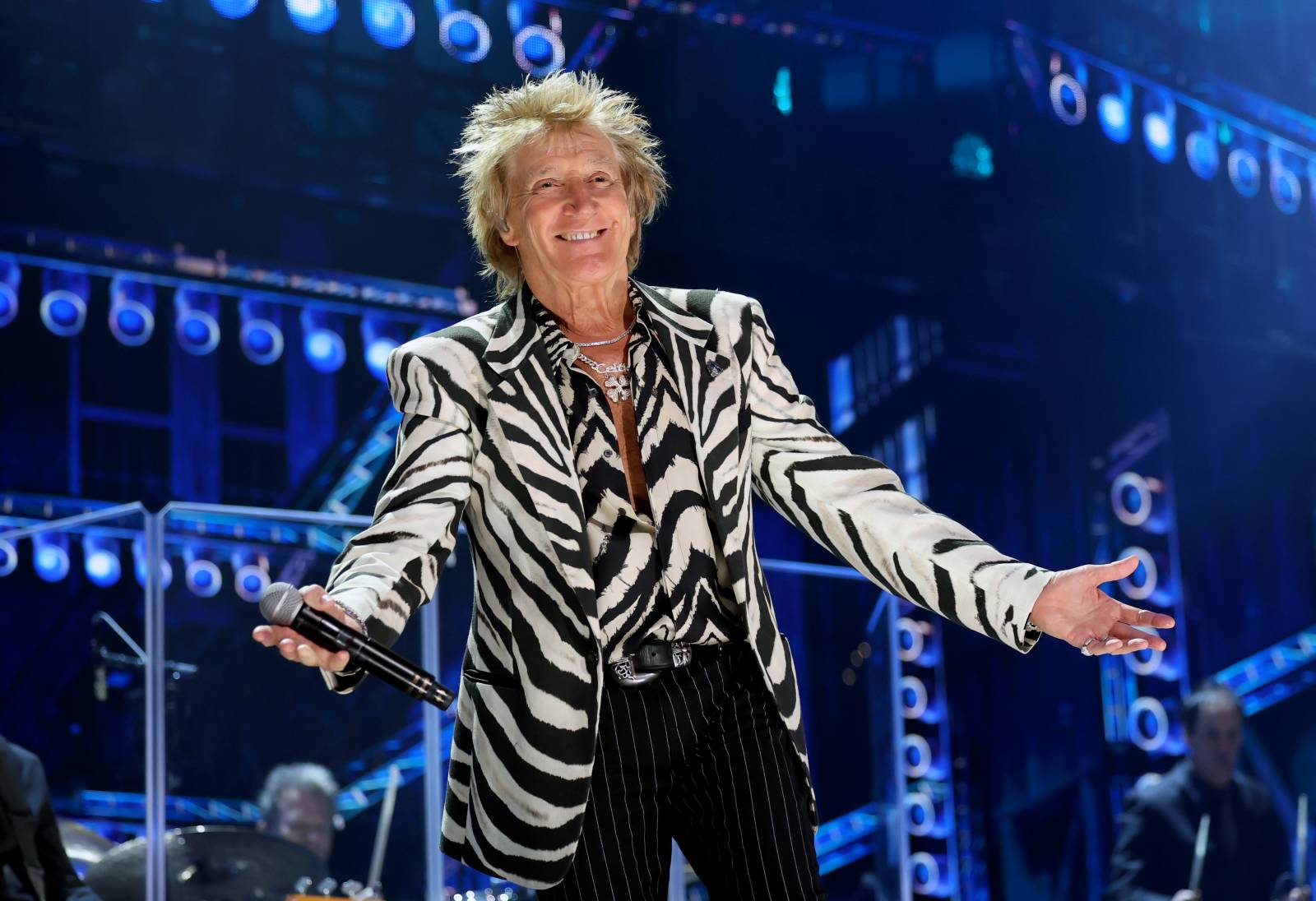Rod Stewart se vrátí do Prahy s rozlučkovým turné. Sbohem řekne českým fanouškům příští rok v červnu