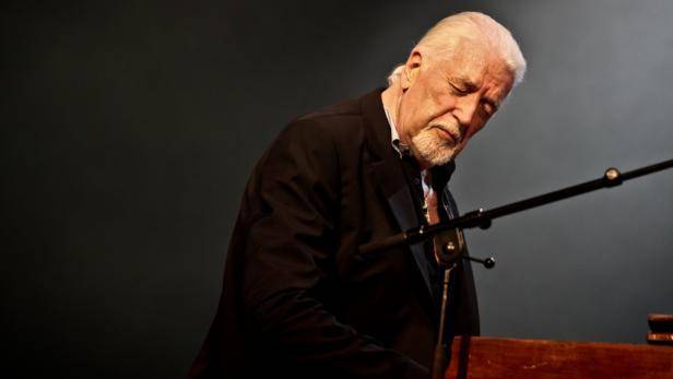 Zakladatel Deep Purple Jon Lord zemřel na rakovinu slinivky
