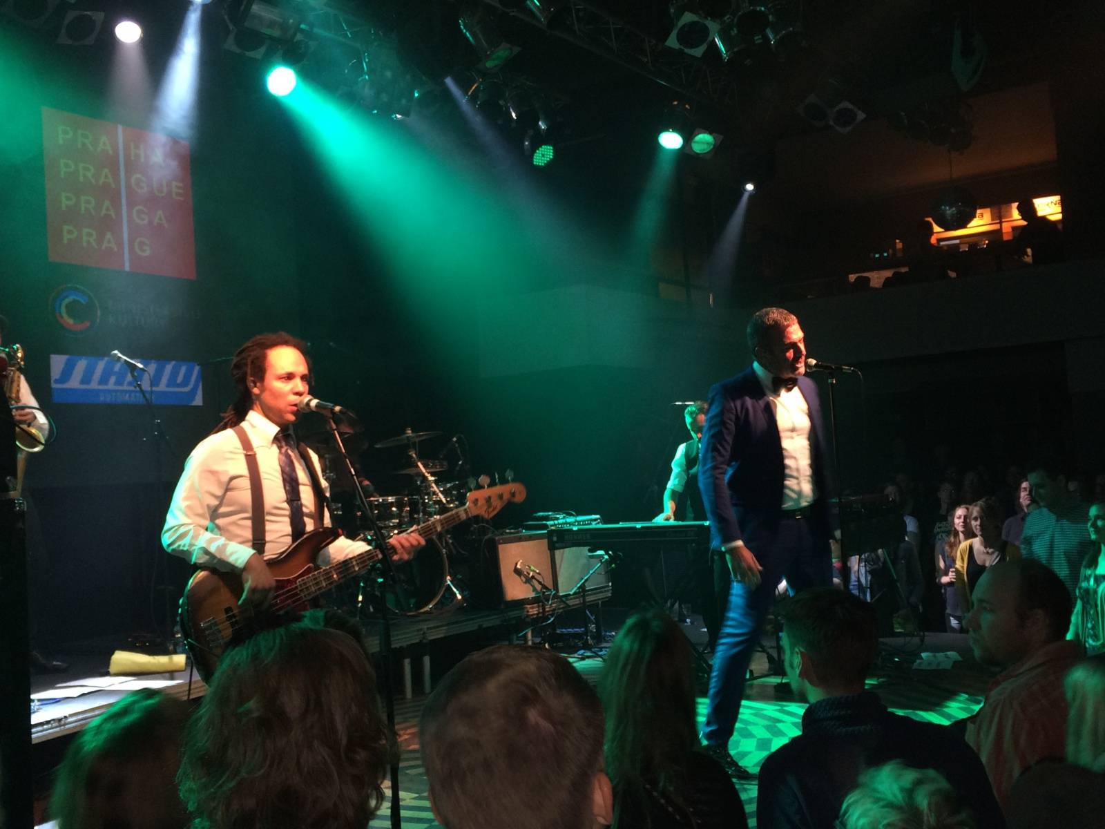 LIVE: Electro Deluxe dobyli Prahu a naznačili návrat na ostravské Colours