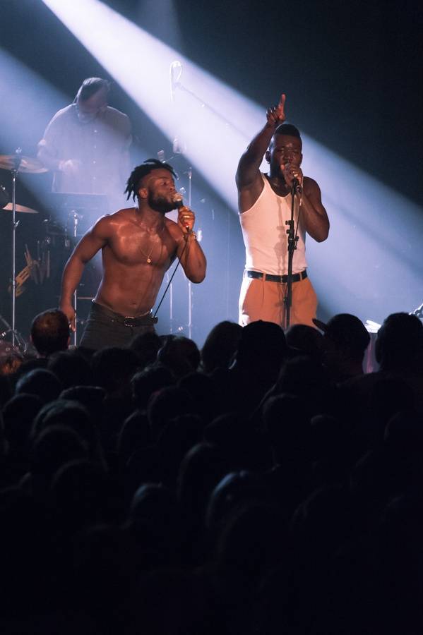 LIVE: Nekonečná energie Young Fathers pohltila MeetFactory