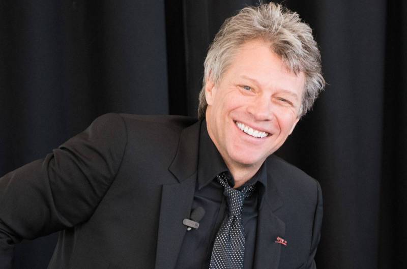 RECENZE: Bon Jovi chtěli potěšit fanoušky a udělali z nouze ctnost