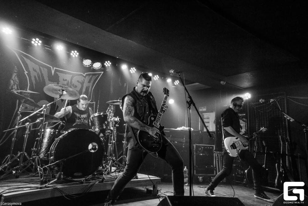 LIVE: Therapy? Léčba šokem a radostí ze hry