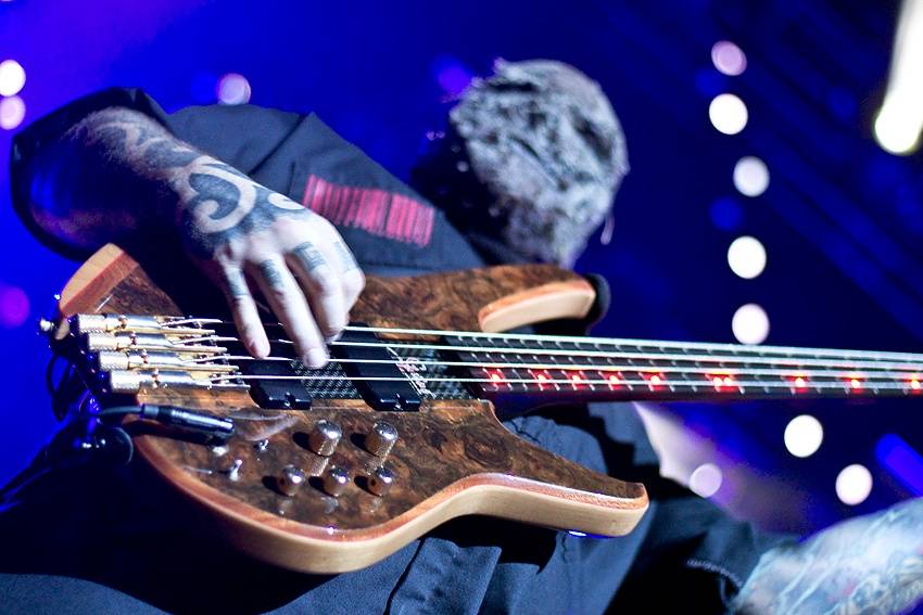 LIVE: Metalové božstvo ze Slipknot rozpoutalo v Praze šílenství