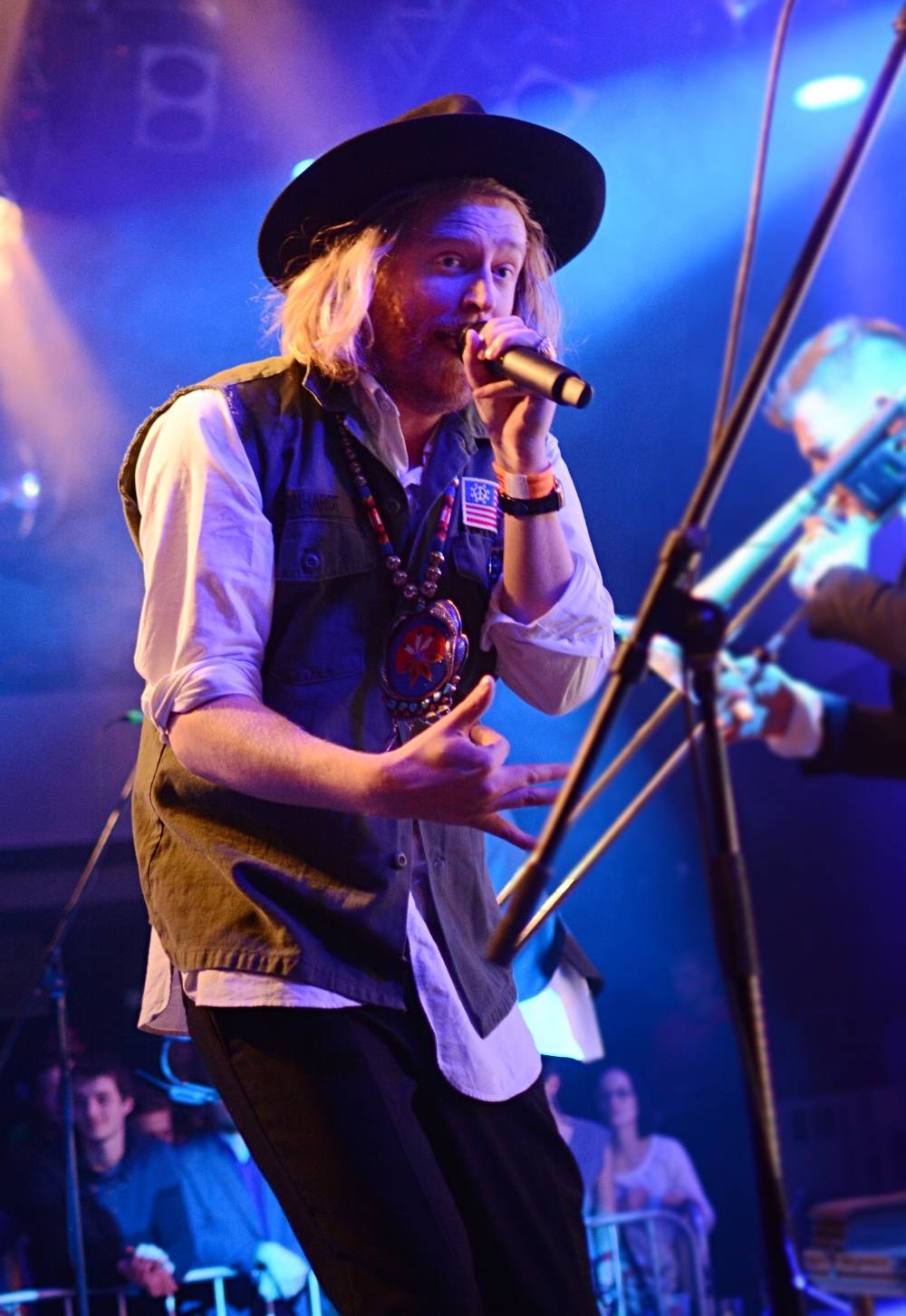 LIVE: Movits! v Praze názorně ukázali, jaké to je, když se spojí švédský rap se swingem