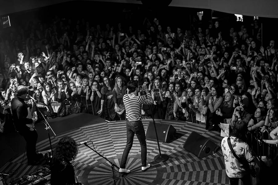 LIVE: The Neighbourhood mají charisma a férový potenciál