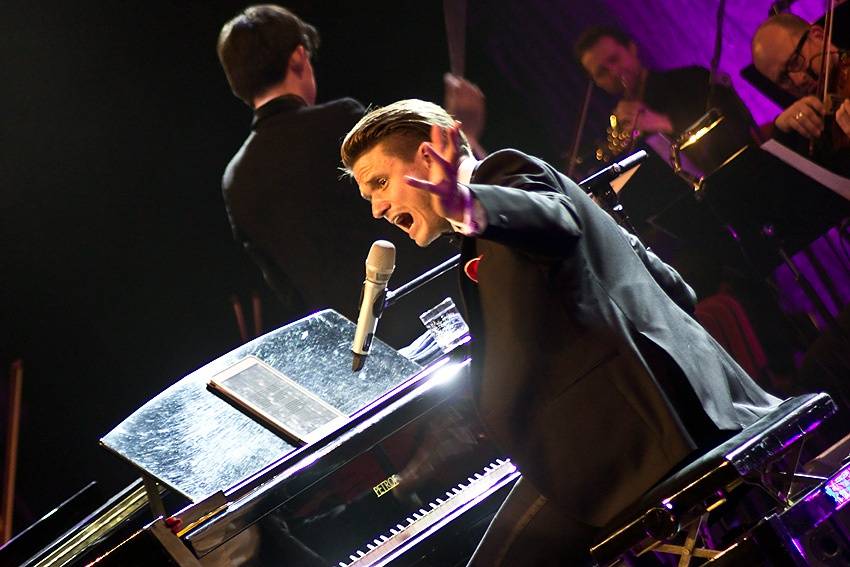 LIVE: Ondřej Brzobohatý roztáčí kolotoč Symphonicum Tour