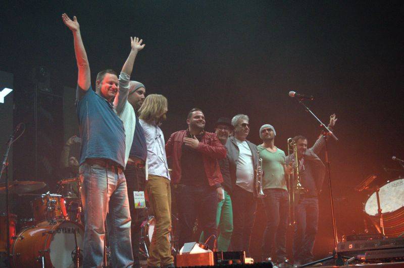 LIVE: Klubový koncert? Kryštof hráli ve Frýdku-Místku pro pět tisíc lidí