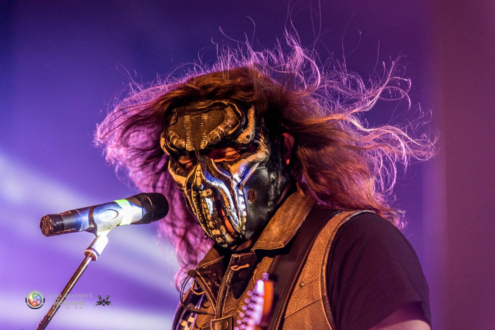 LIVE: Arakain a Dymytry v Plzni hráli nové desky a Šeříkovka se chvěla v základech. Aby ne! Bylo vyprodáno