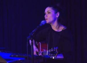 VIDEO: Lenka Dusilová očarovala vyprodaný opavský klub