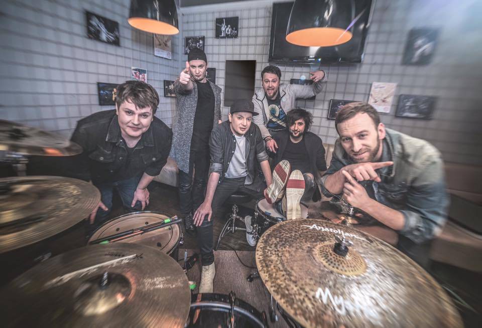 RECENZE: UDG vydali Emotikon. Vrací se na něm ke svému rockovému zvuku