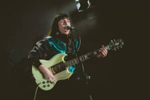 LIVE: V tundrách ukrytí Hey Elbow a na prosluněných kopcích jezdící Pablo Nouvelle