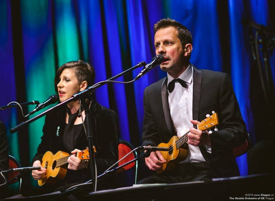 LIVE: Suchý britský humor The Ukulele Orchestra Of Great Britain