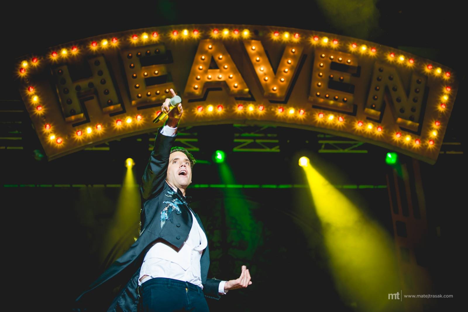 LIVE: Recept na trvalé zdraví? Každý večer koncert Miky!