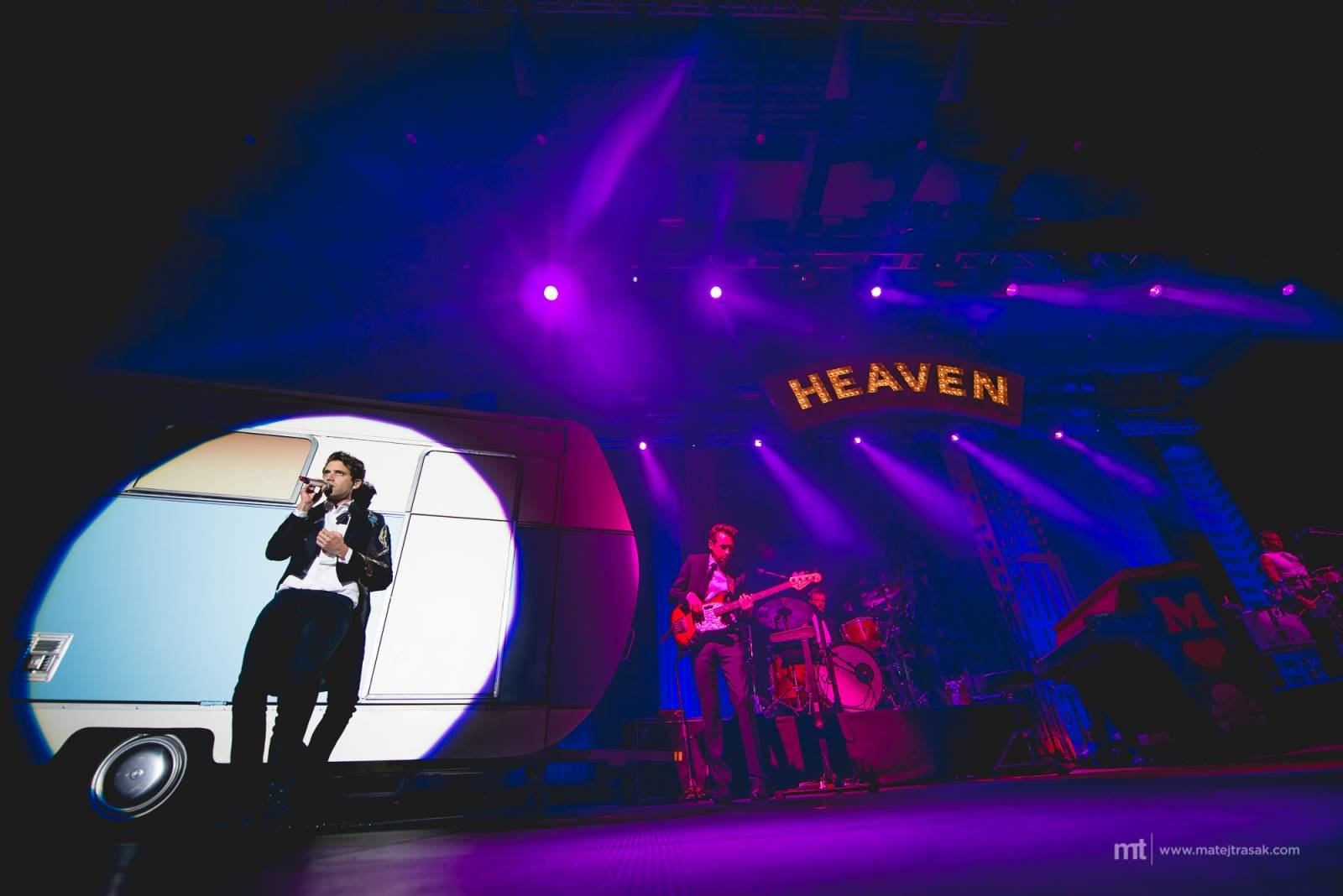 LIVE: Recept na trvalé zdraví? Každý večer koncert Miky!