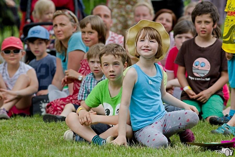 LIVE: Bláznivý víkend v Bohnicích: Mezi ploty vládl Divokej Bill, liják i indisponované Rybičky 48