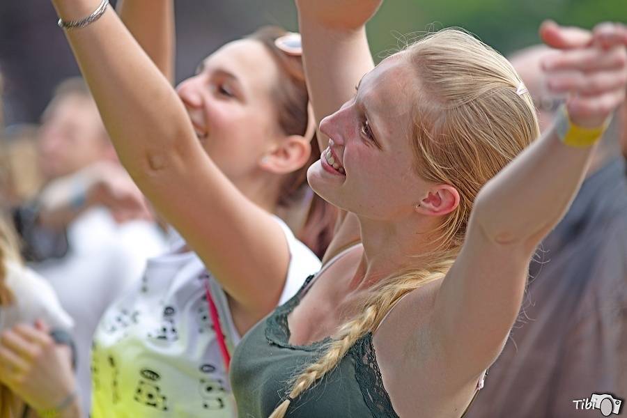 LIVE: Bláznivý víkend v Bohnicích: Mezi ploty vládl Divokej Bill, liják i indisponované Rybičky 48