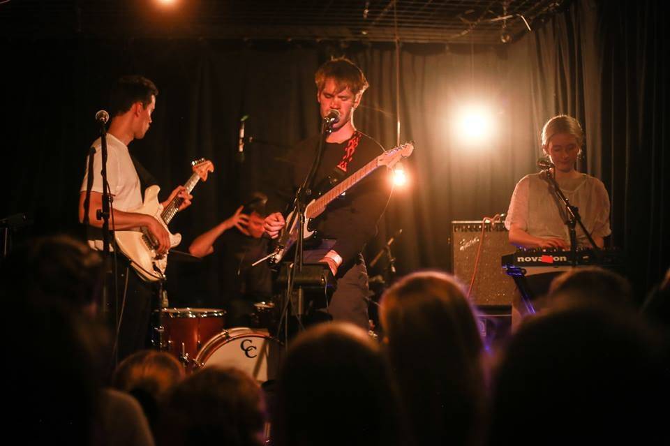 LIVE: Frankie Cosmos a Porches za(u)jati ve vlastním mikrosvětě