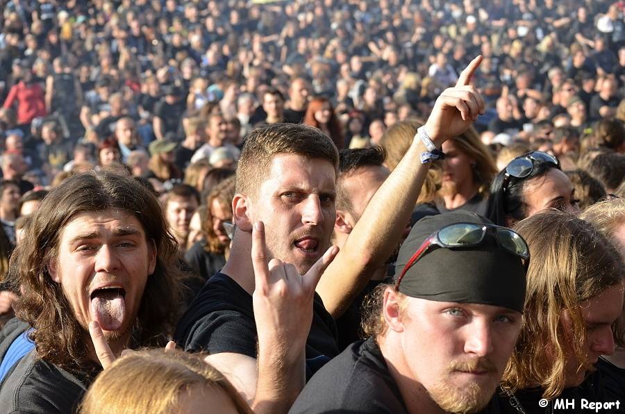 LIVE: Vrcholy Metalfestu v Plzni: metalová Xena Floor Jansen táhla Nightwish, Udo Dirkschneider nestárne